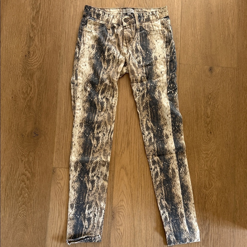 Women’s Snake Print Jeans